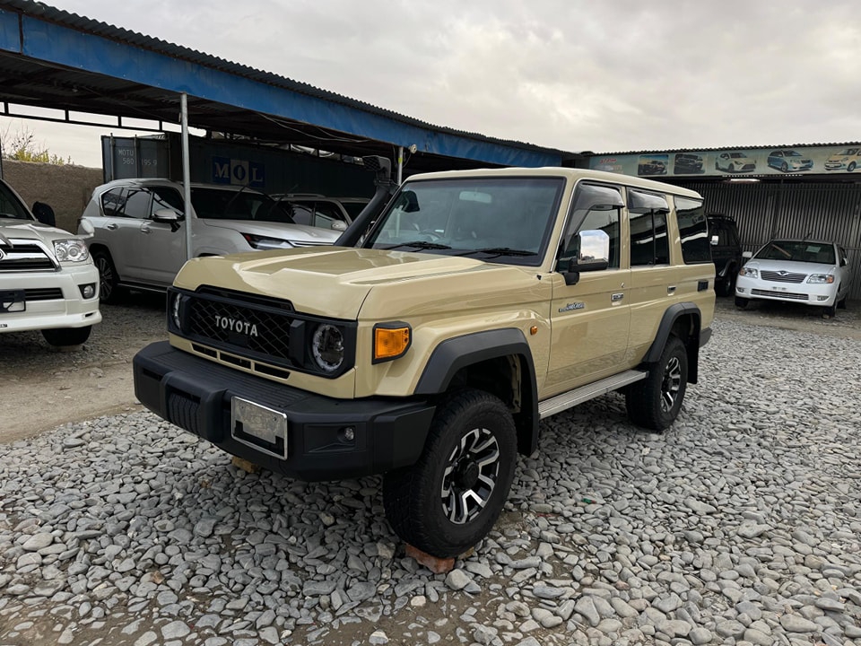 LAND CRUISER 70 SERIES
