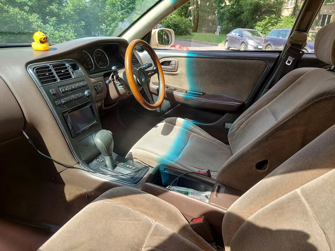 TOYOTA MARK II