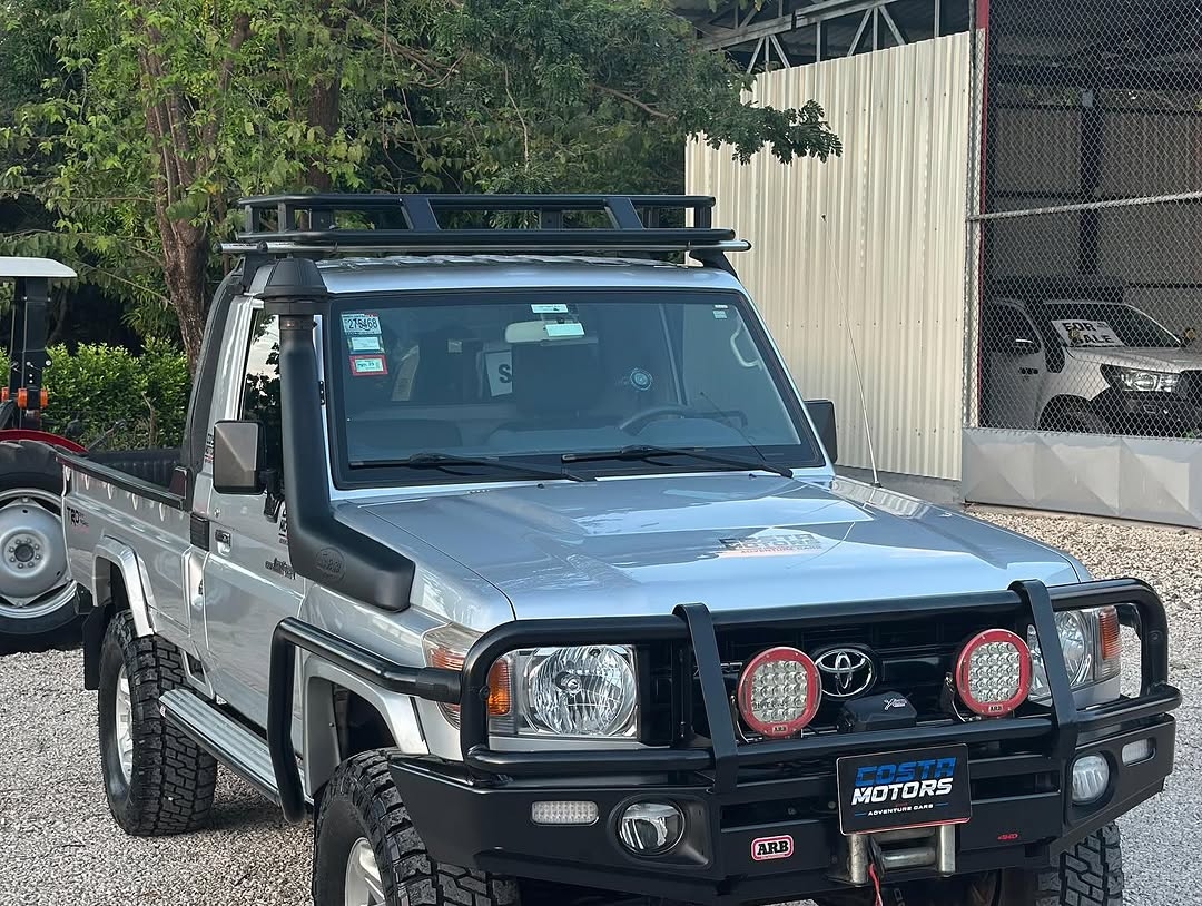Land cruiser 79
