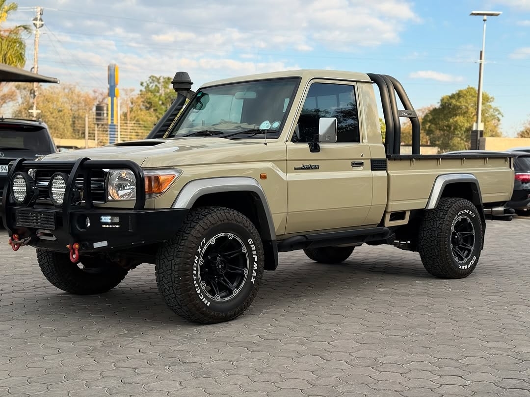 Land cruiser 70