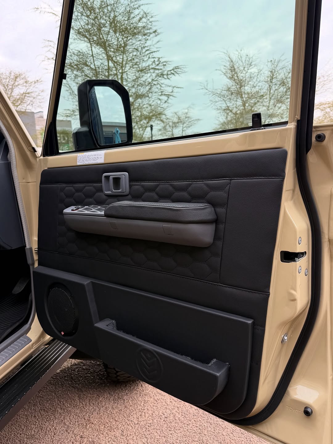 LAND CRUISER 79 SERIES