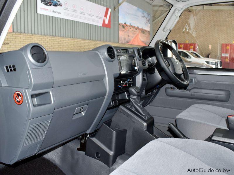LAND CRUISER PRADO 79 SERIES
