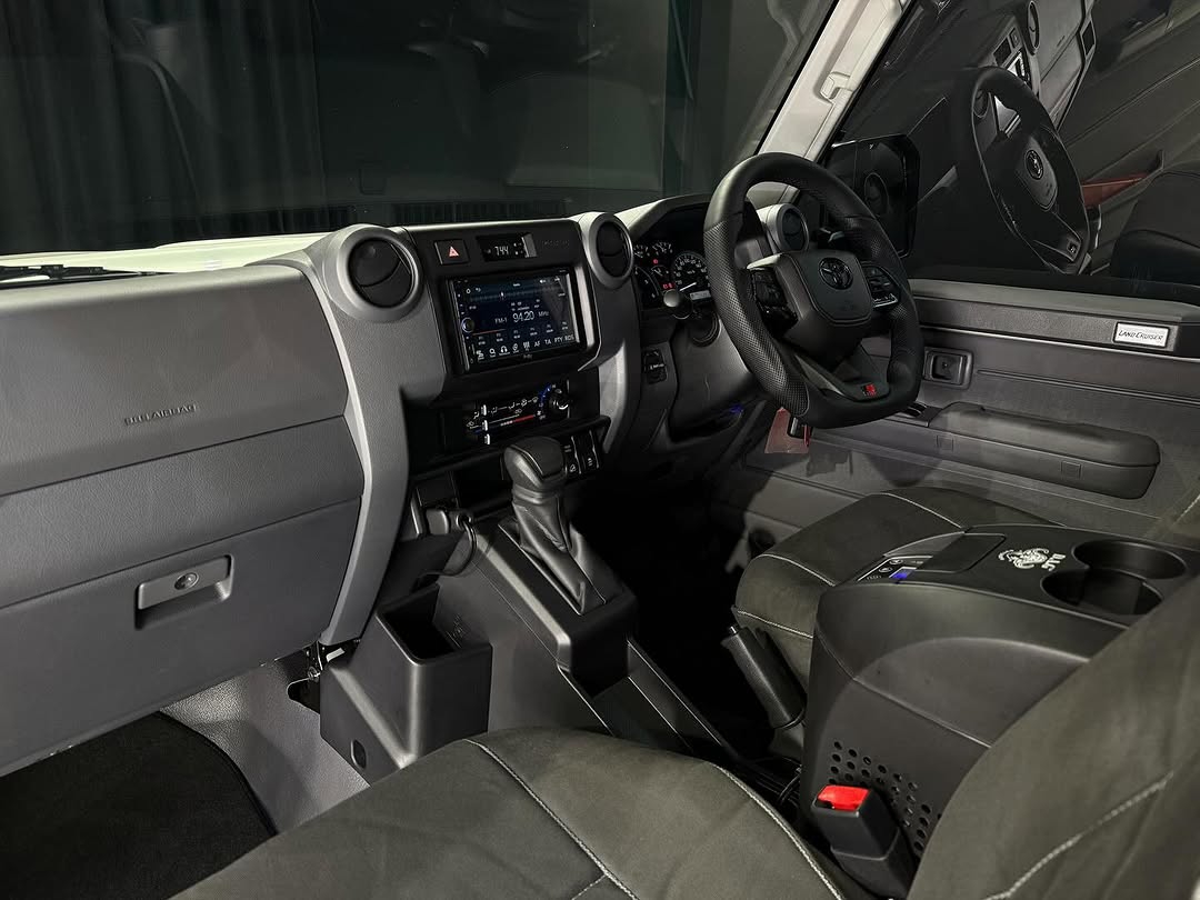LAND CRUISER 79 SERIES