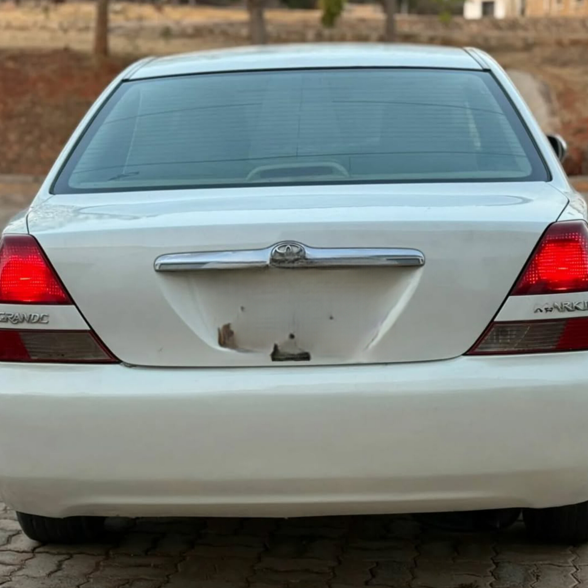 TOYOTA MARK II